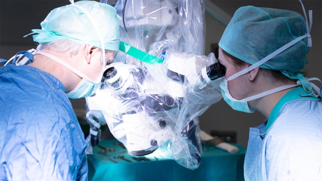 Cirurgia-robótica-no-tratamento-de-câncer-de-pâncreas